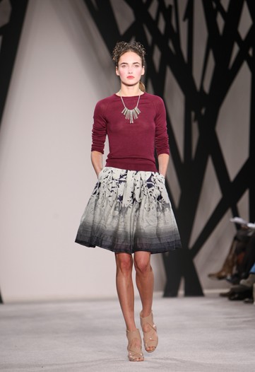jason-wu-fall-2009-sweater-and-skirt