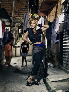 fo-poses-in-a-photo-shoot-inspired-by-brazilian-icon-carmen-miranda