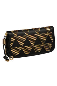jimmy-choofilipa-wallet-in-black-napa-with-gold-stud-triangles