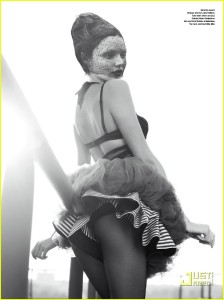 miranda-kerr-pin-up-v-magazine-05
