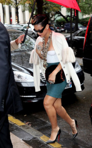 Rihanna arrives for Chanel SS2010