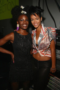 Rihanna with Shingai of Noisettes